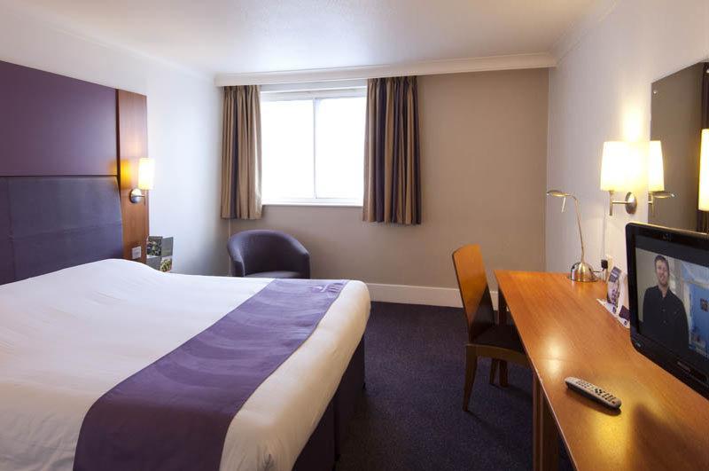 Premier Inn Durham East Exteriör bild